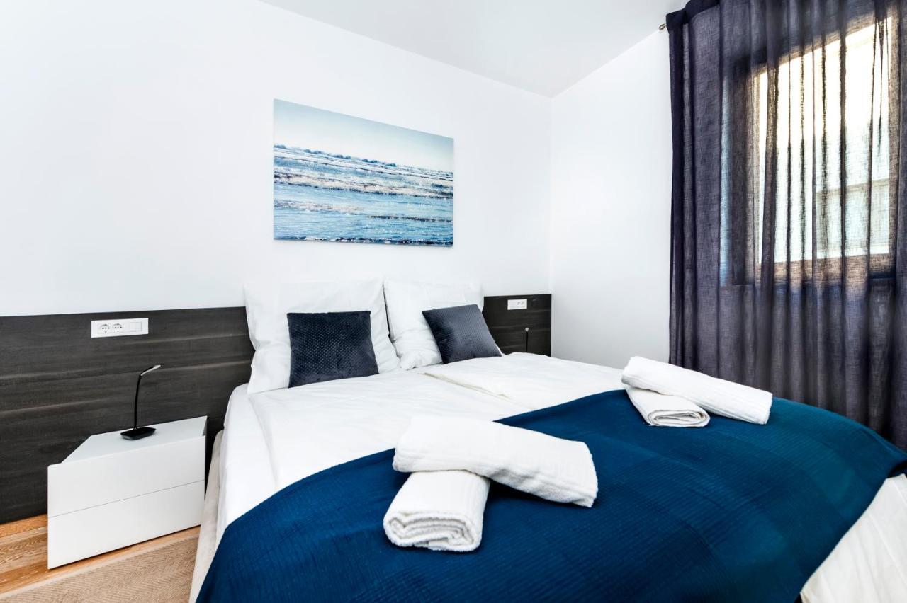 Sunny Day - Apartment With Parking Rovinj Exterior foto